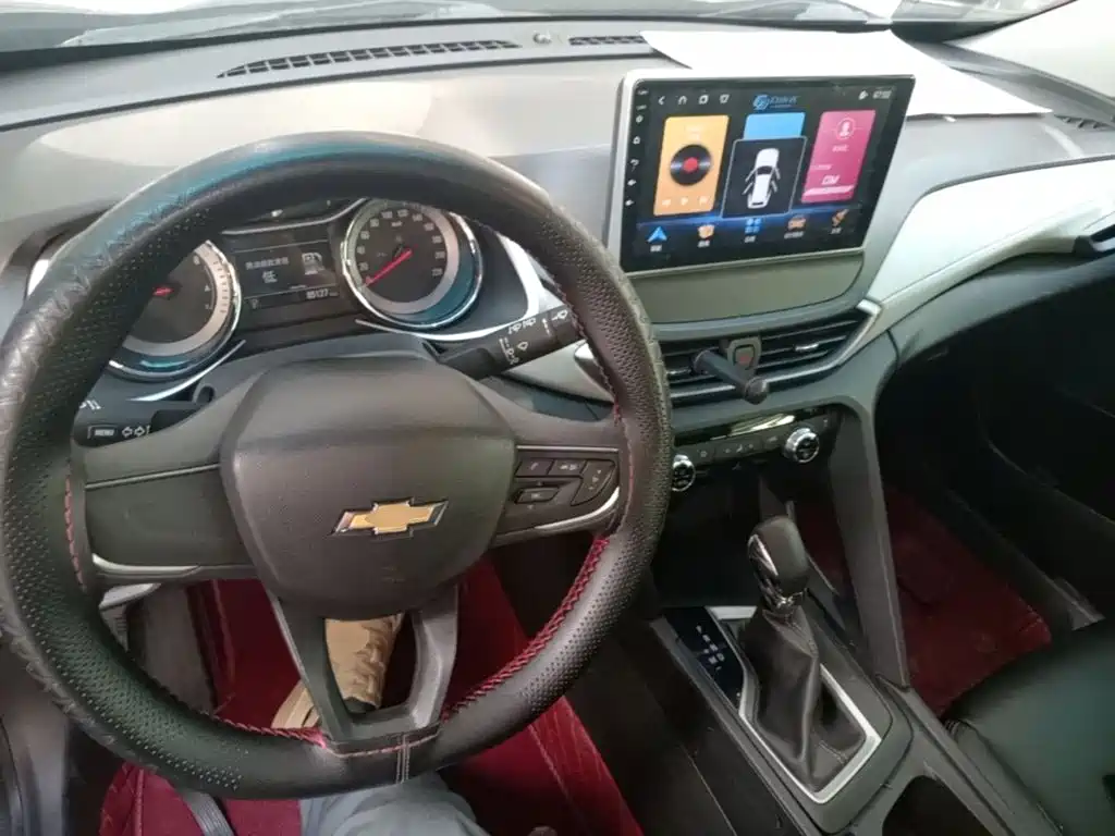 Chevrolet Volando 2019 2018 530T Auto Sport Edition (5+2 seater) China V