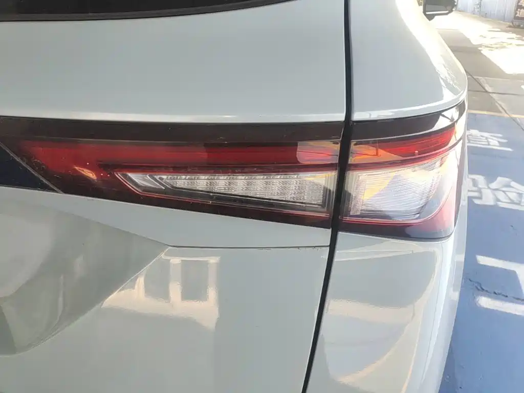 Wuling Motors Wuling Xingchen 2021 2021 1.5T CVT Stellar Edition