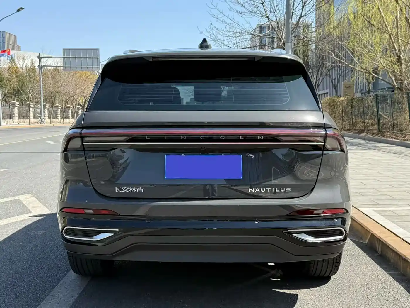 LINCOLN NAVIGATOR
