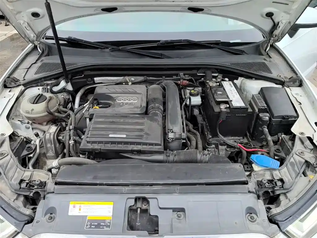 Audi A3 2014 Sportback 35 TFSI Automatic Comfort фото 10
