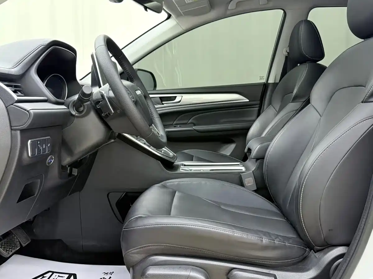 Фото 12 - Haval M6