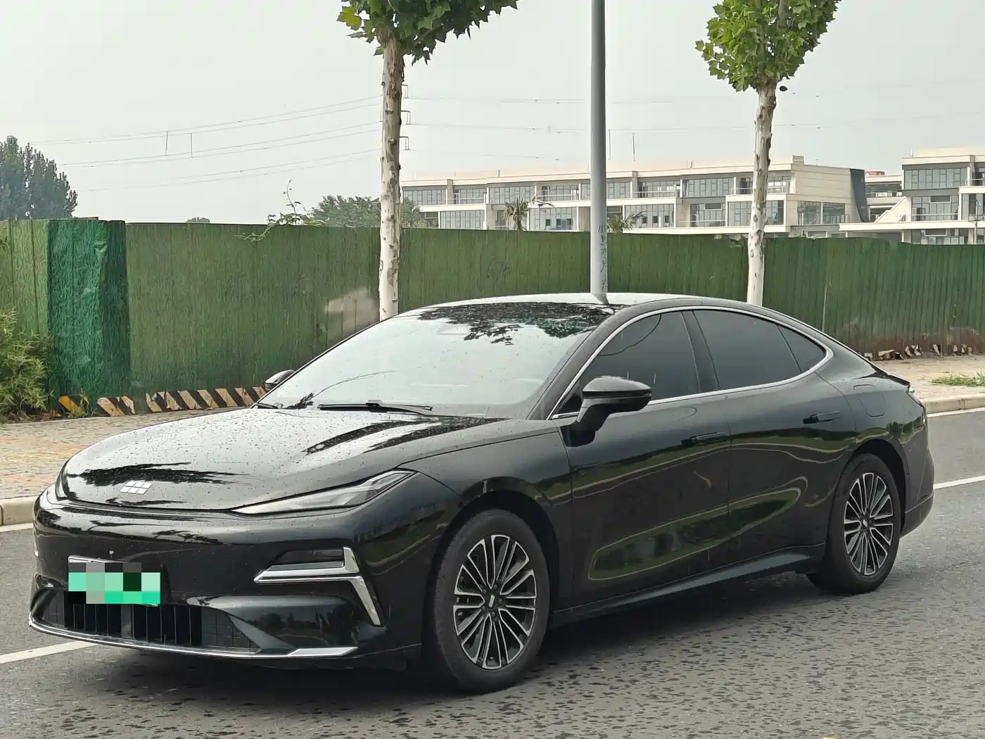 Geely Galaxy Galaxy Xingyao 8 2026 2025 130km EM-i Premium Edition