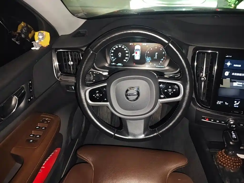 2020 Volvo V60