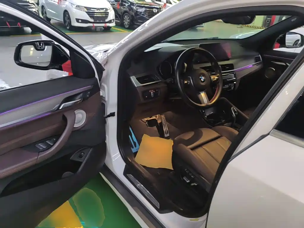 Photo 16 - BMW X2
