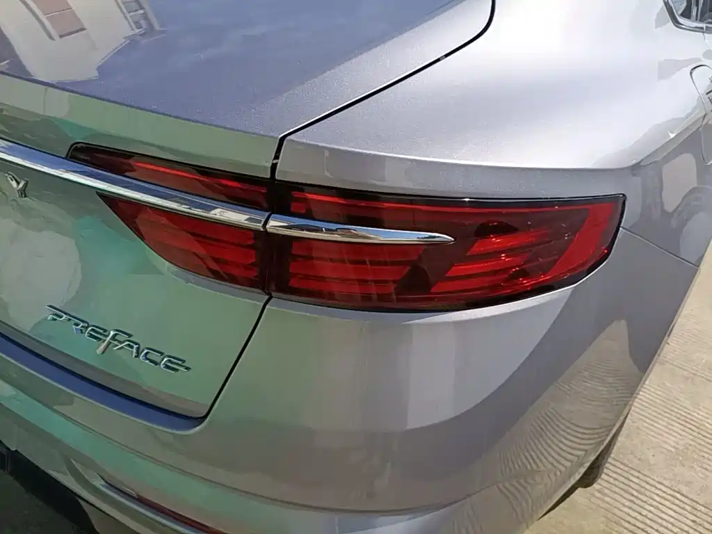Geely Preface 2021 2021 2.0TD Luxury+ Model
