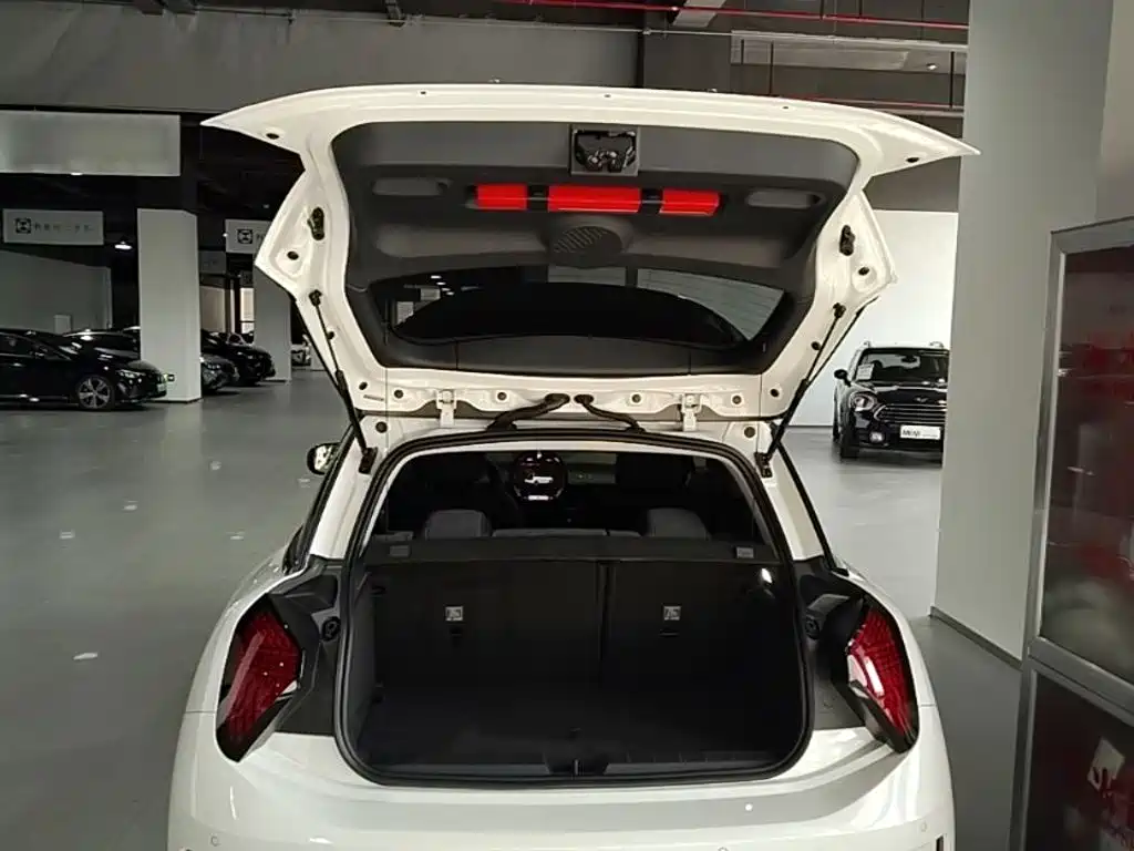 MINI Electric MINI COOPER 2025 2024 456km COOPER E Classic