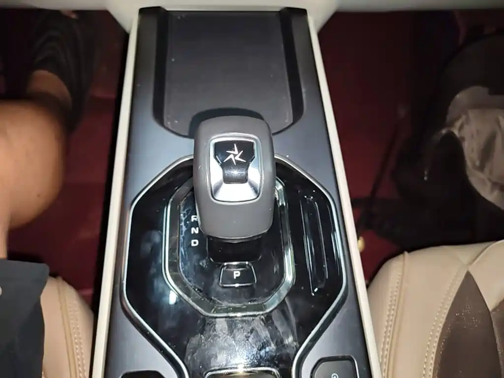 Geely ICON 2024 2023 Model 1.5TD Chocolate Deluxe Edition