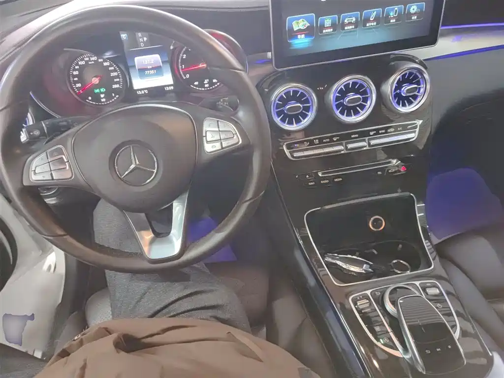 Mercedes-Benz GLC 2019 GLC 260 4MATIC Luxury фото 6