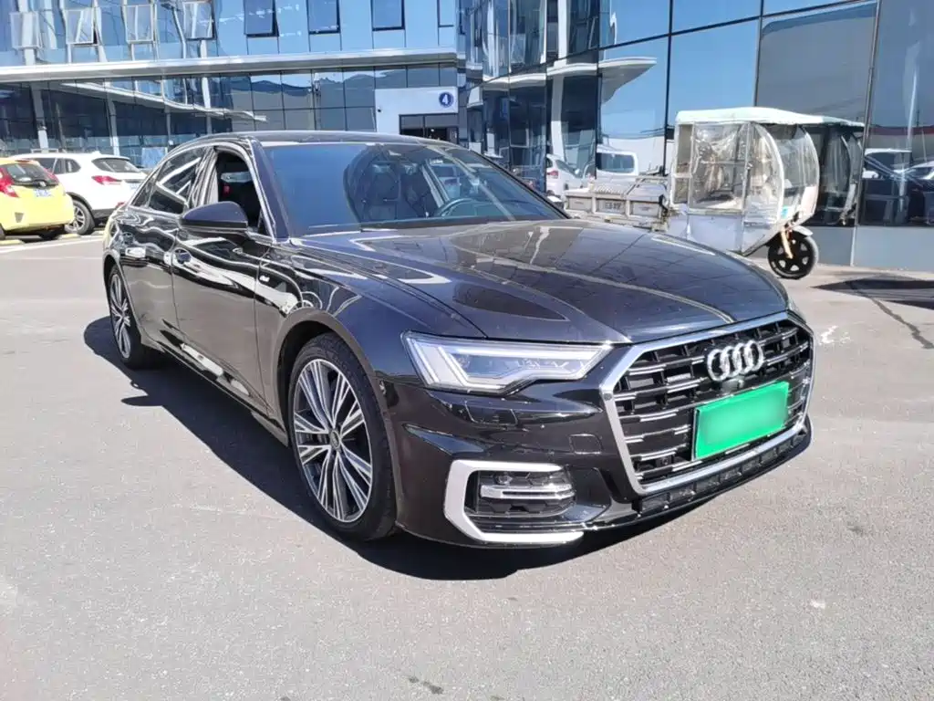 Photo 4 - Audi A6L
