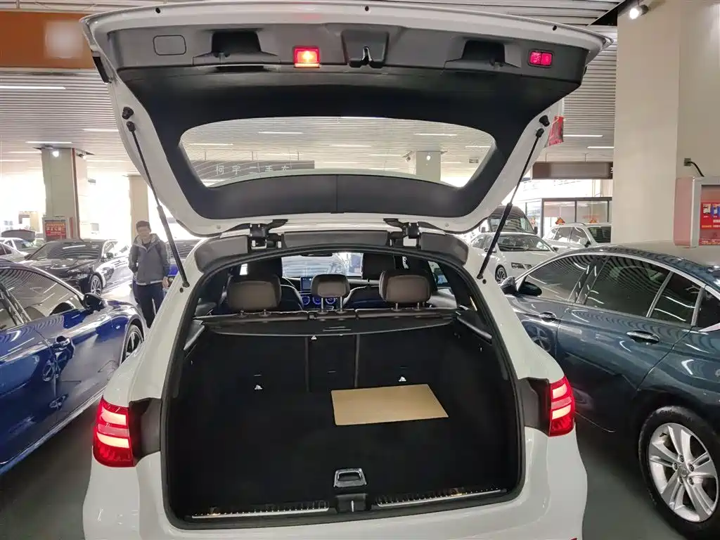Mercedes-Benz GLC 2019 GLC 260 4MATIC Luxury фото 15