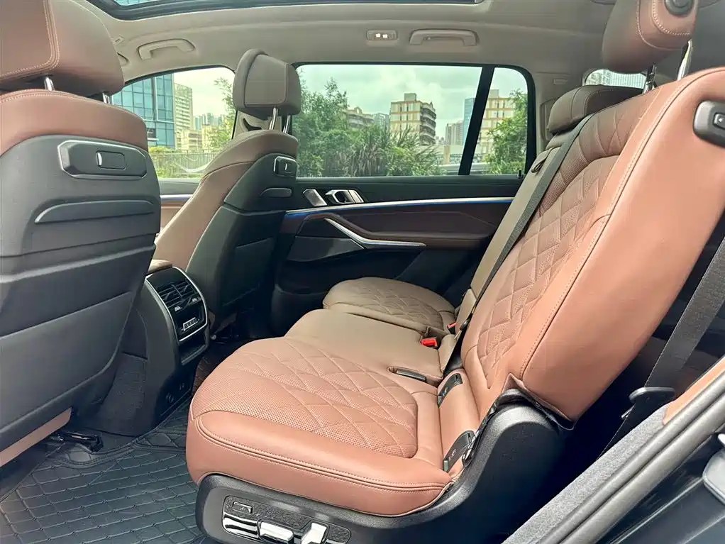 BMW X7 2023 xDrive40i Exclusive Luxury Package фото 12