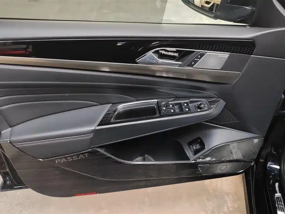 Volkswagen Passat 2020 330TSI Elite Edition China VI фото 7
