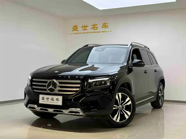 MERCEDES-BENZ GLB
