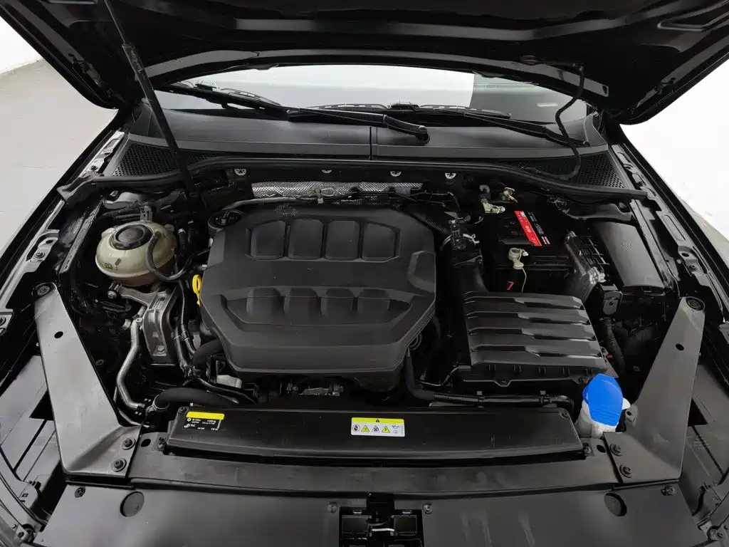 Photo 6 - Volkswagen Magotan