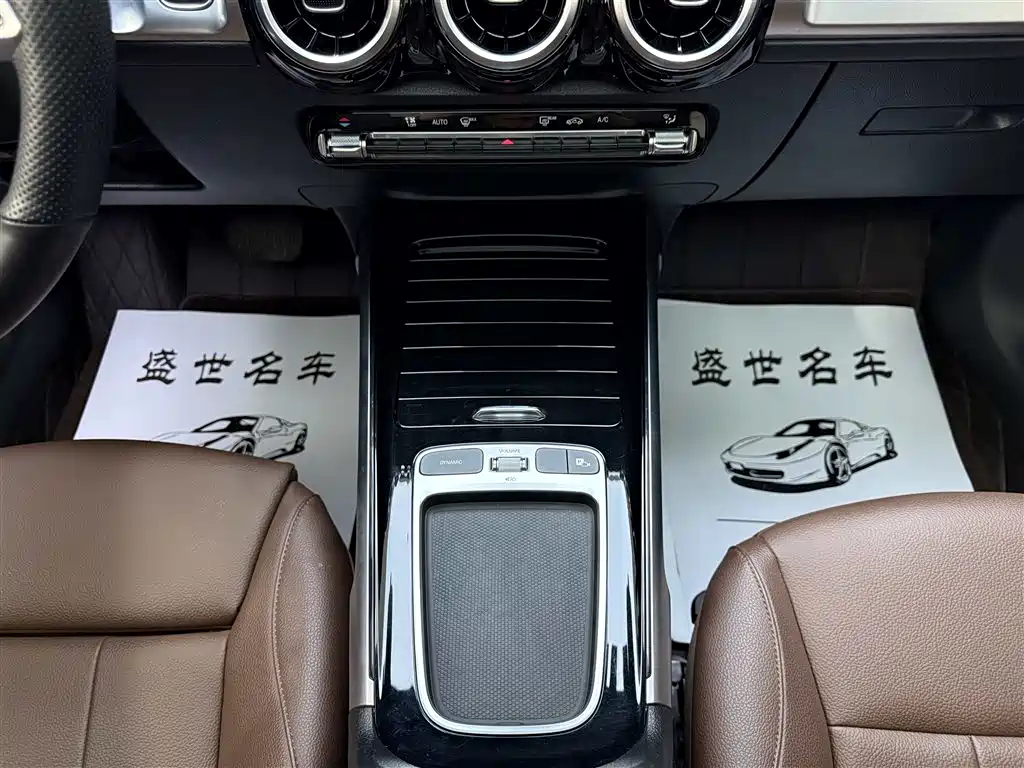 Mercedes-Benz GLB 2024 Facelift GLB 200 Dynamic фото 9