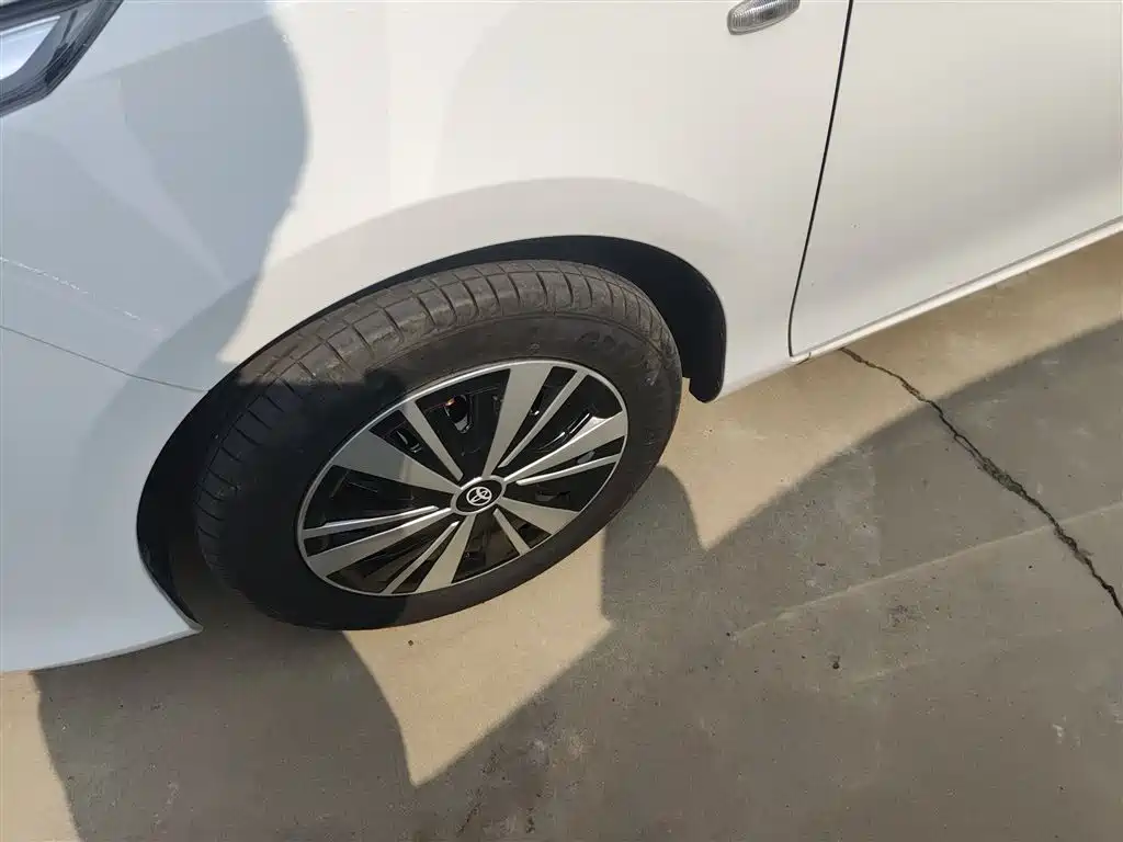 Toyota YARiS L Zhi Xuan 2019 1.5E CVT MeiDong Edition China VI фото 24