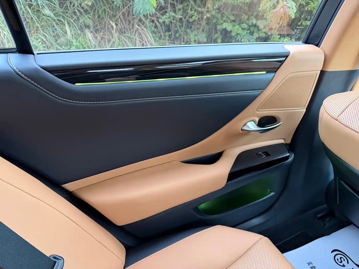 Lexus ES 2021 200 Excellence Edition фото 22