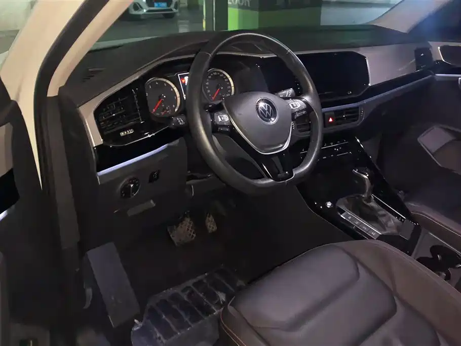 Volkswagen Tayron 2022 280TSI 2WD Luxury Smart Connect Edition фото 12