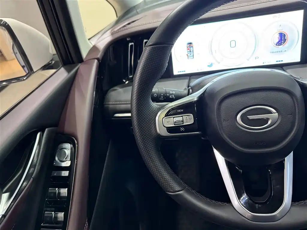 GAC TRUMPCHI TRUMPCHI M8