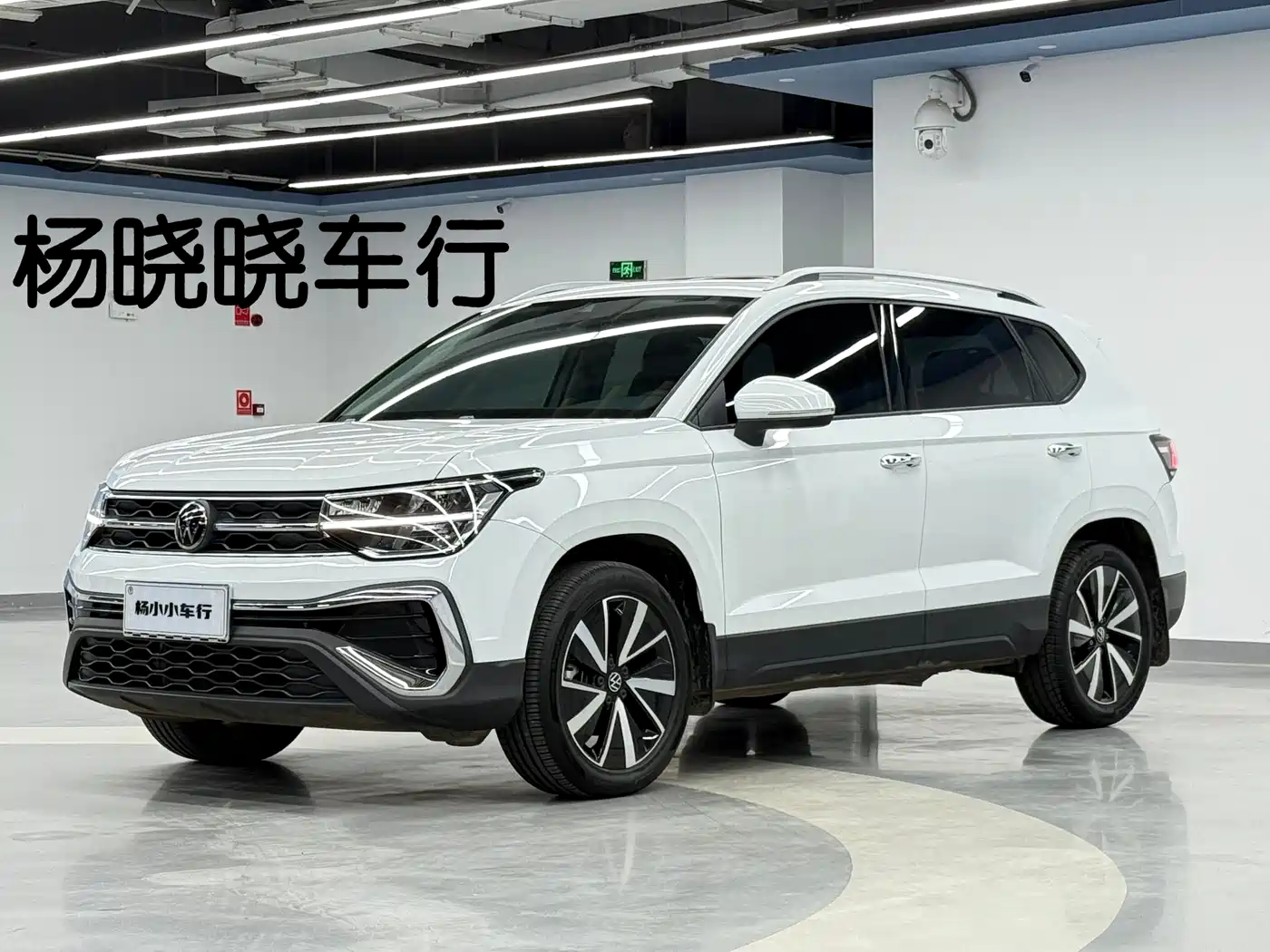 Volkswagen Tharu 2024 300TSI 2WD Bright Moon Edition