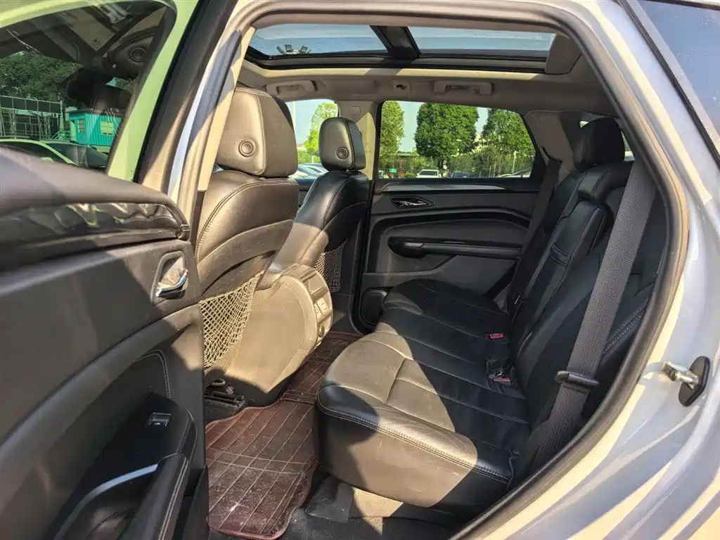 Cadillac SRX 2014 3.0L Comfort Model фото 9