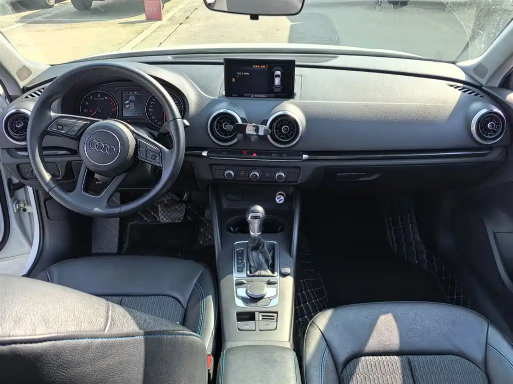 Audi A3 2019 Sportback 35 TFSI Fashion China VI фото 12