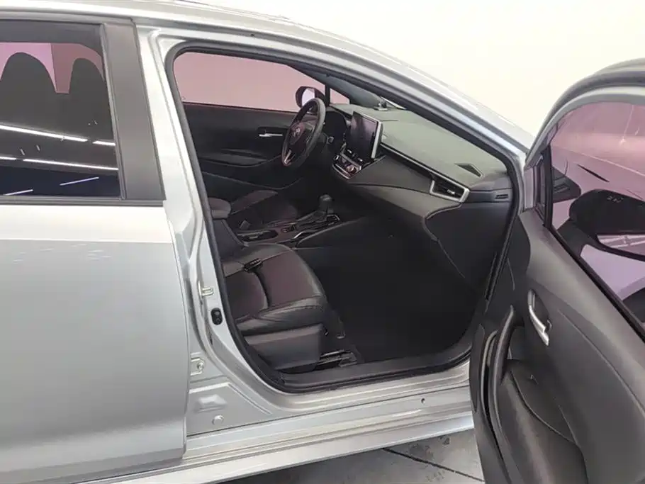 Toyota Levin 2019 185T CVT Luxury Edition China V фото 8