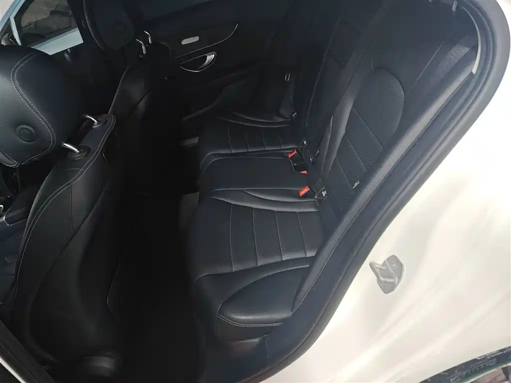 Mercedes-Benz C-Class 2016 C 200 L Sport фото 13