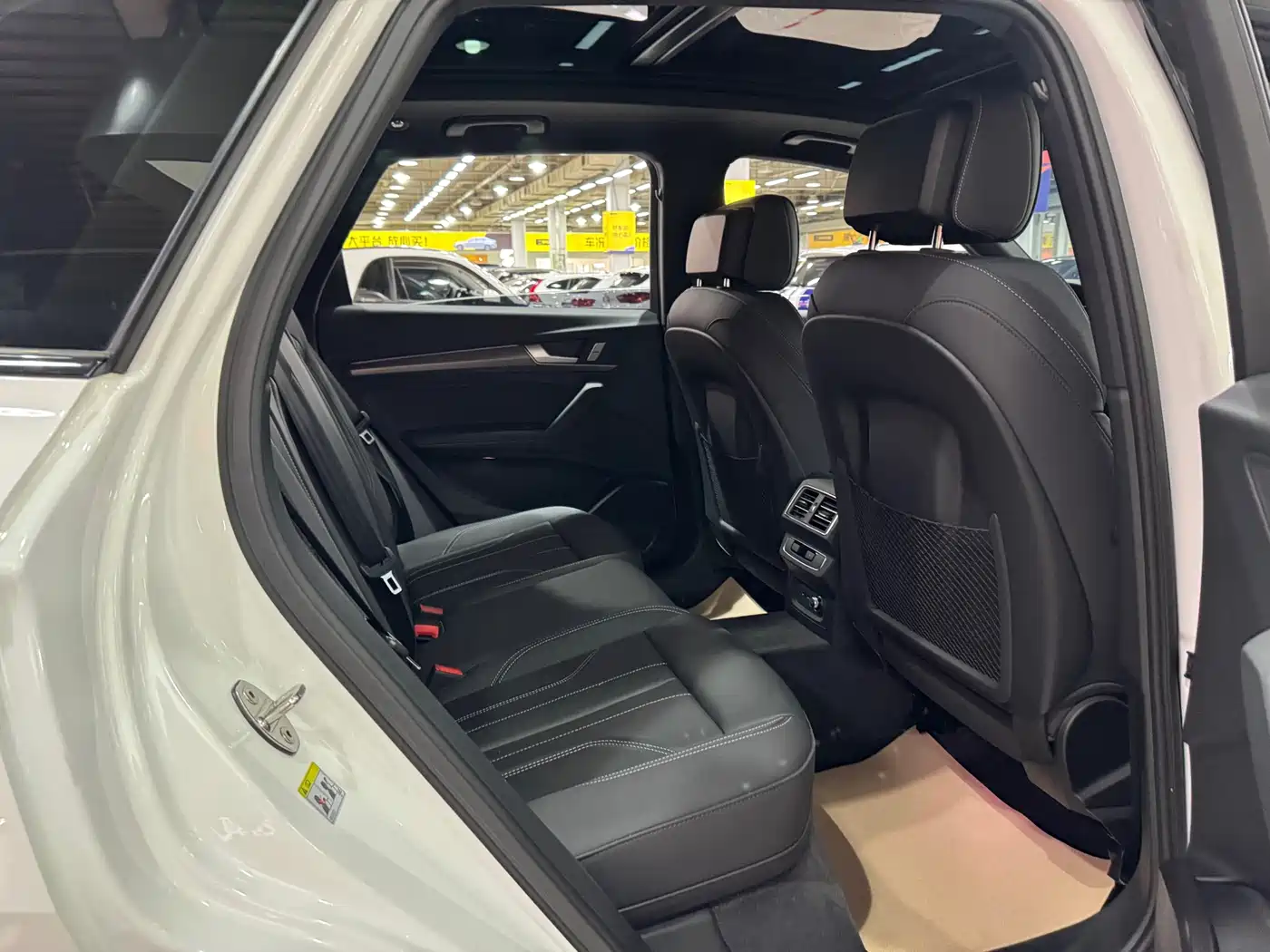 Audi Q5L 2024 Model 40 TFSI Luxury Dynamic фото 10