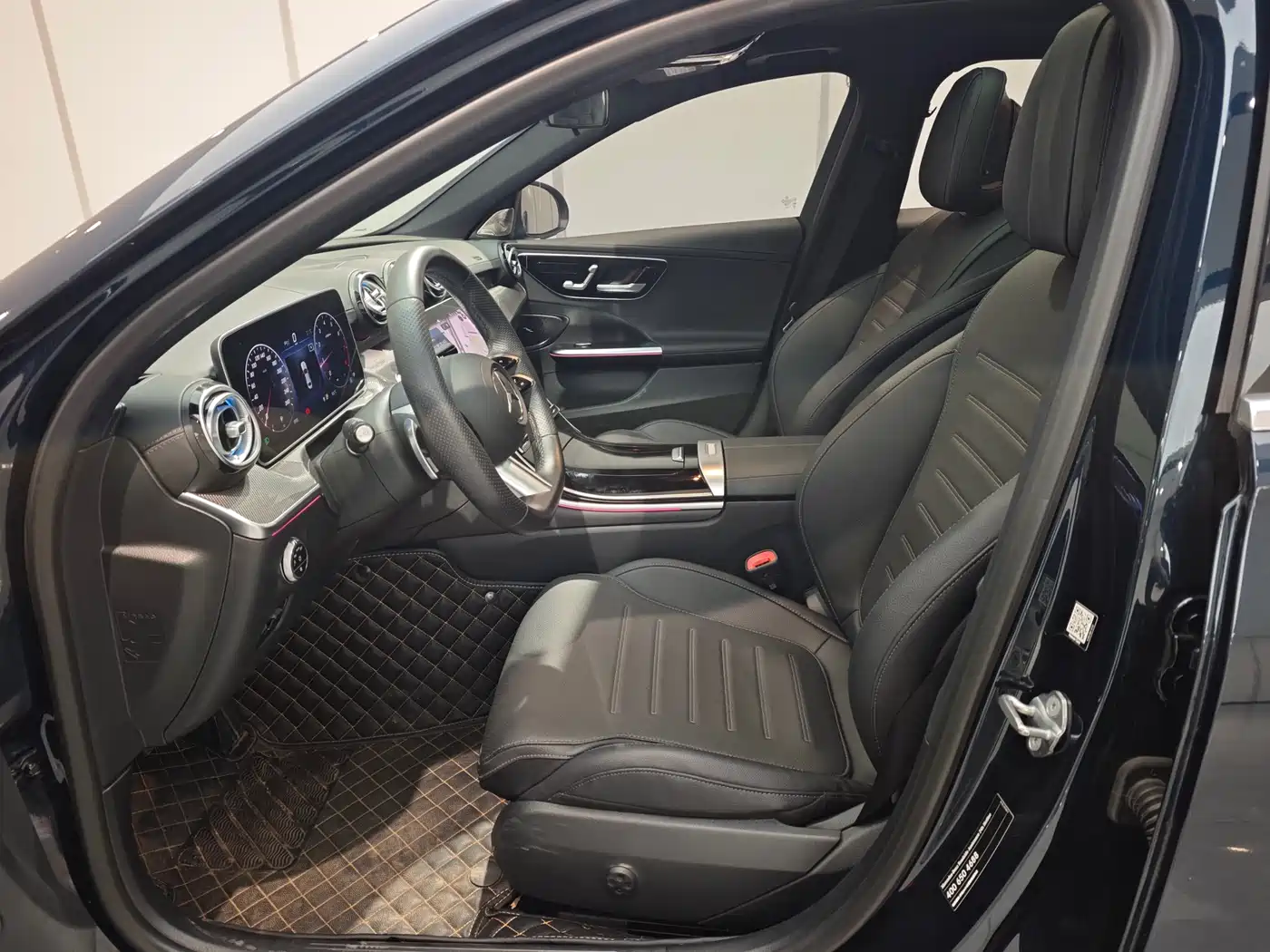 Mercedes-Benz C-Class 2023 Facelift C 260 L Sport Edition фото 6
