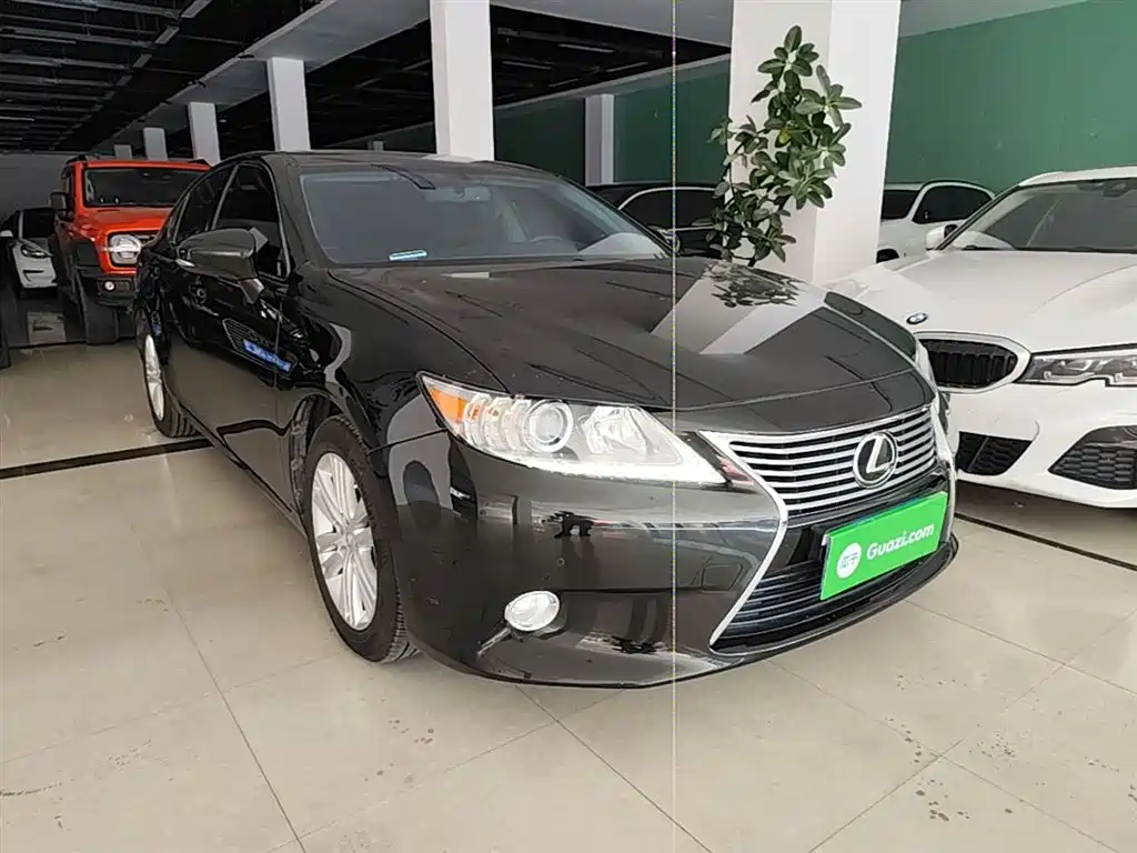 Lexus ES 2014 250 Elite Edition фото 4