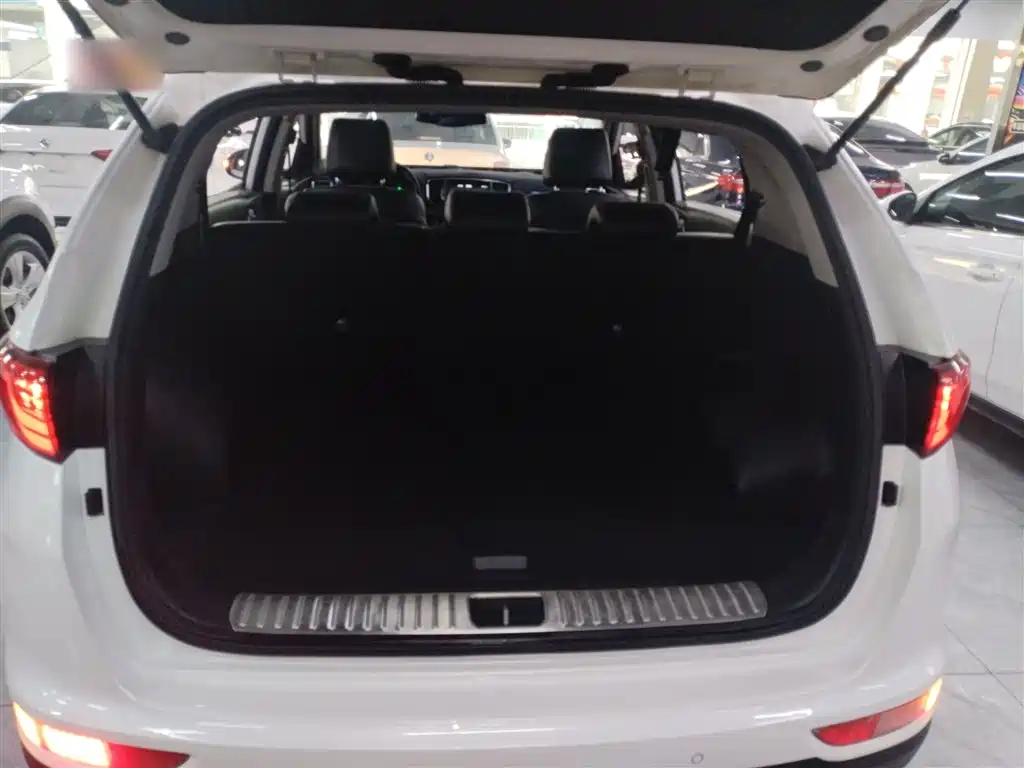 KIA KX5