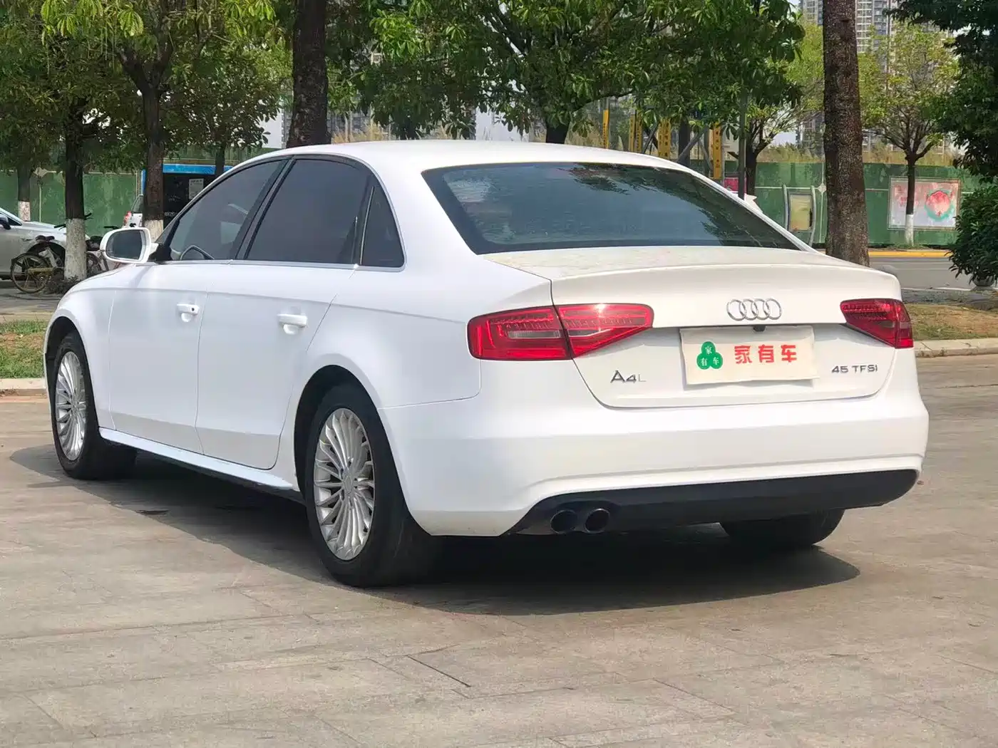 Audi A4L 2015 35 TFSI Auto Comfort фото 5