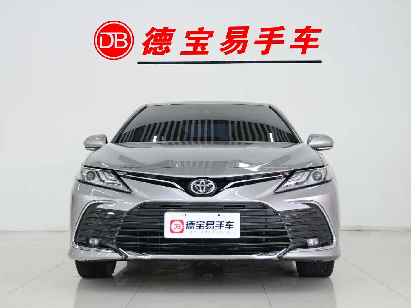 Toyota Camry 2023 2.5G Luxury Edition фото 2