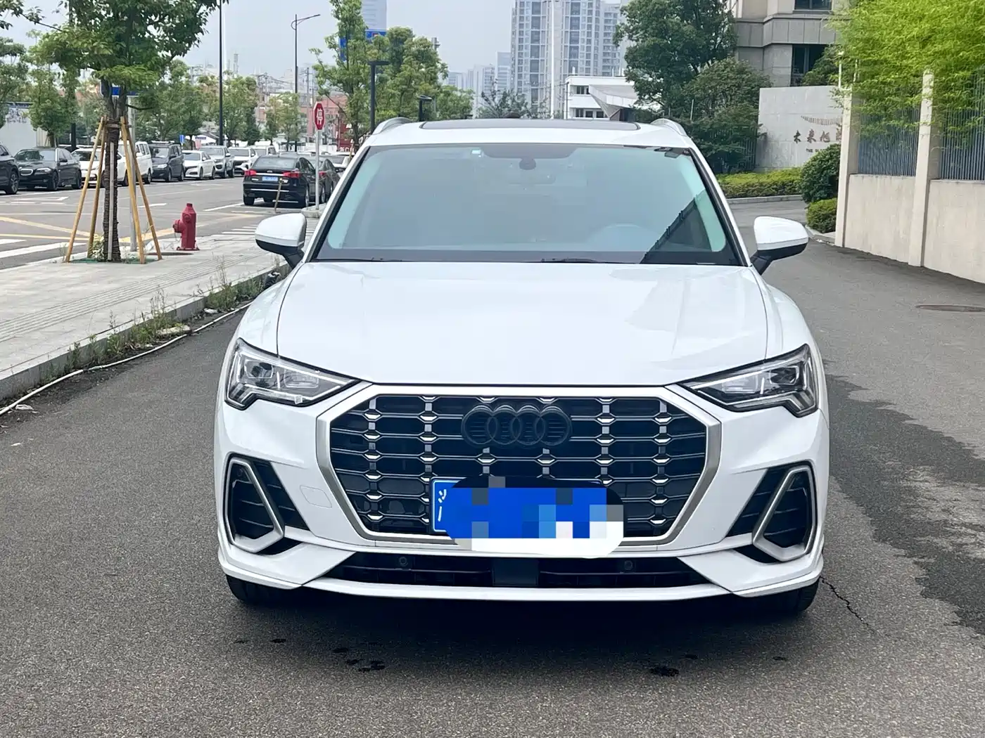 Audi Q3 2021 35 TFSI Fashion Sport фото 2
