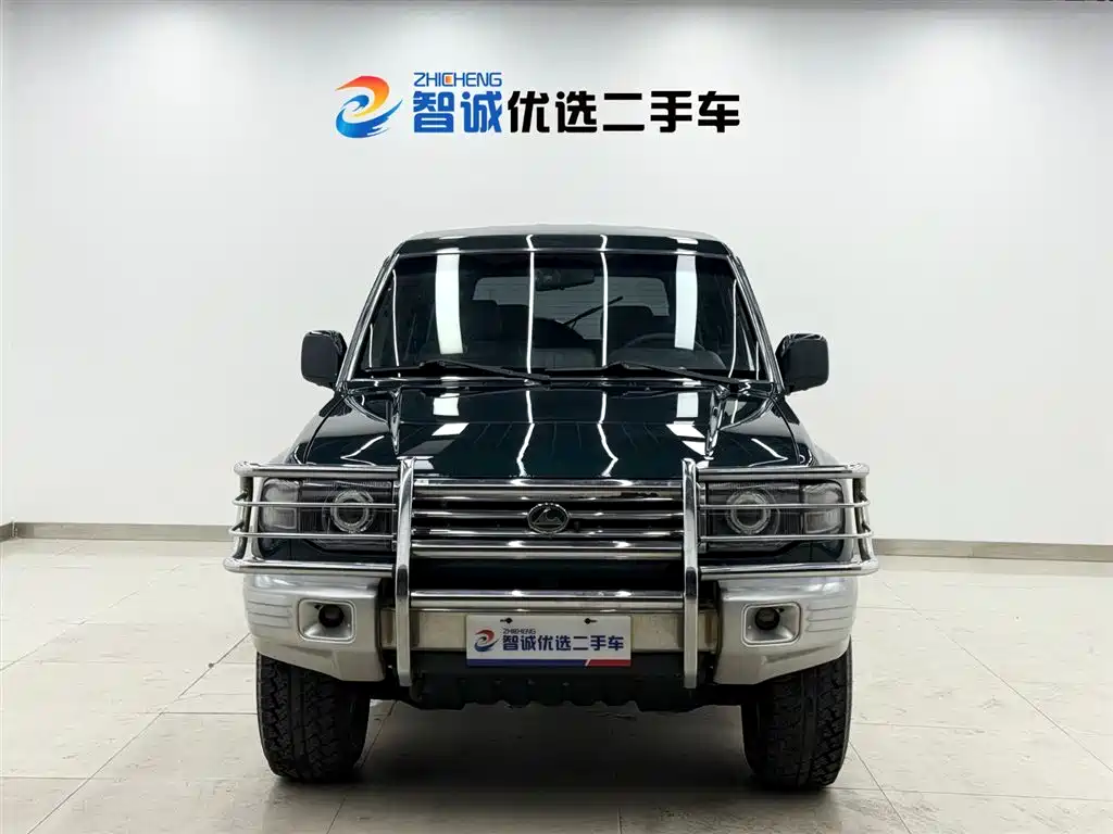 Leopaard Black King Kong 2009 2.4L Manual 4WD фото 2