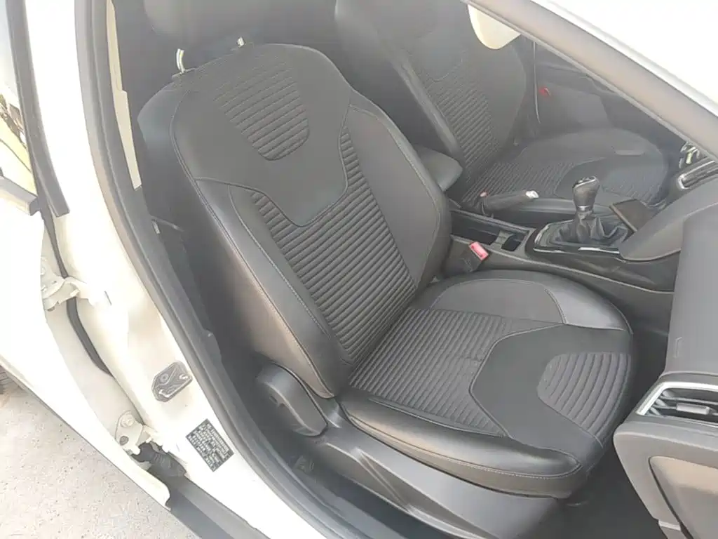 Ford Focus 2018 2018 Sedan Classic 1.6L Manual Trend Smart Edition