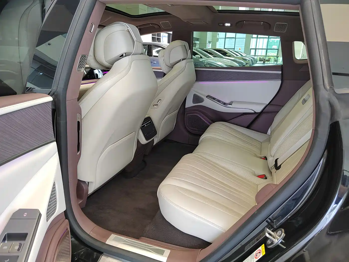 Denza Z9GT 2024 1100 AWD Ultra Edition фото 9