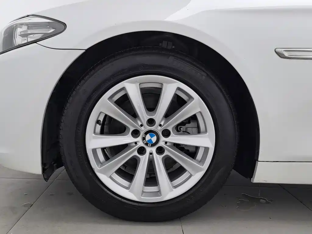 Фото 17 - BMW 5 Series (Import)