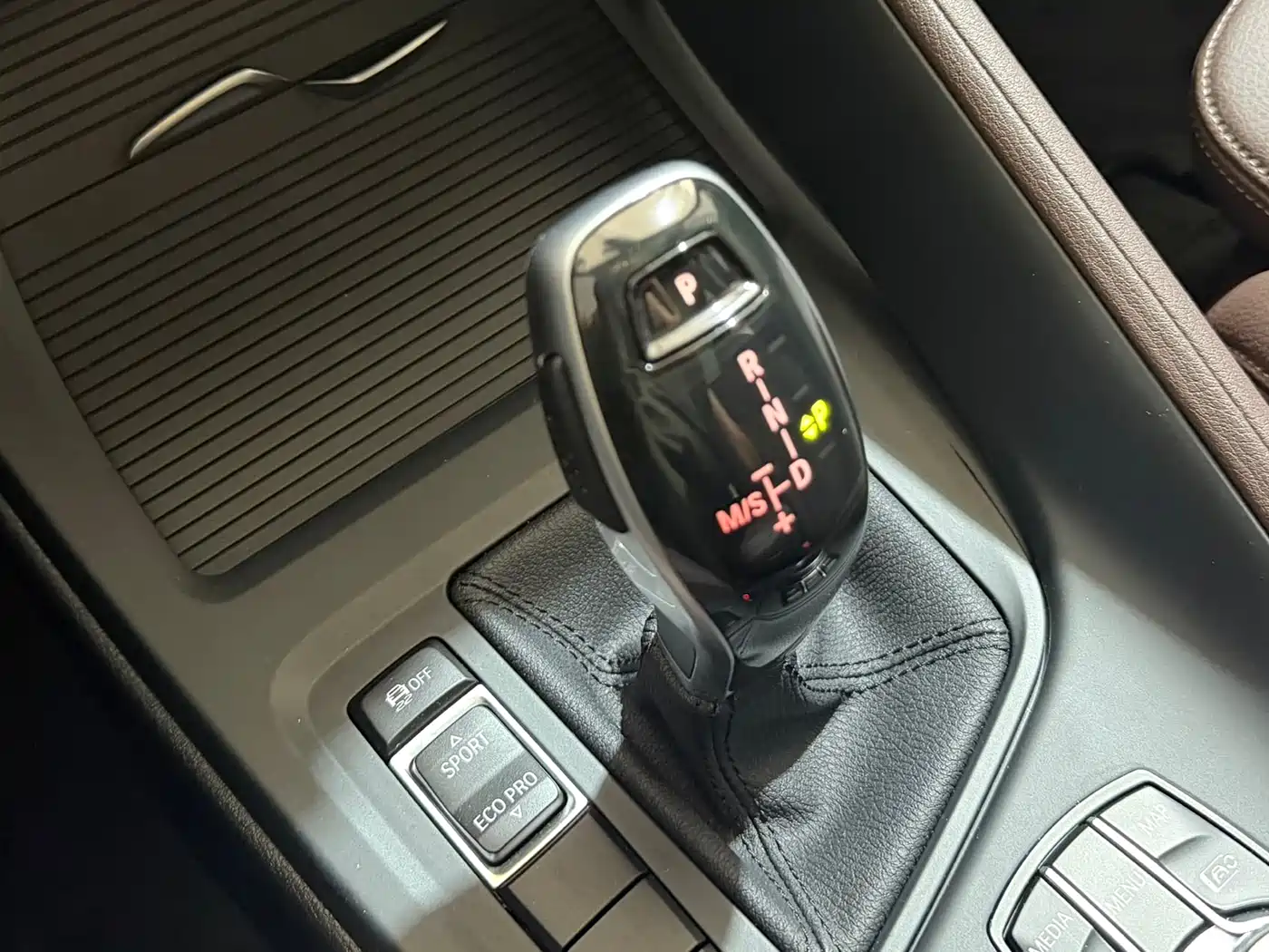 BMW X1 2022 sDrive20Li Fashion фото 14