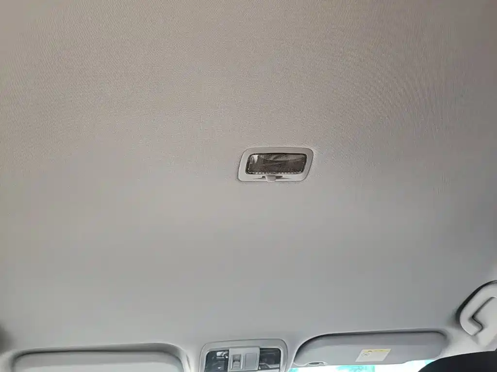 Luxgen U6 SUV 2015 2015 1.8T Charm Upgrade