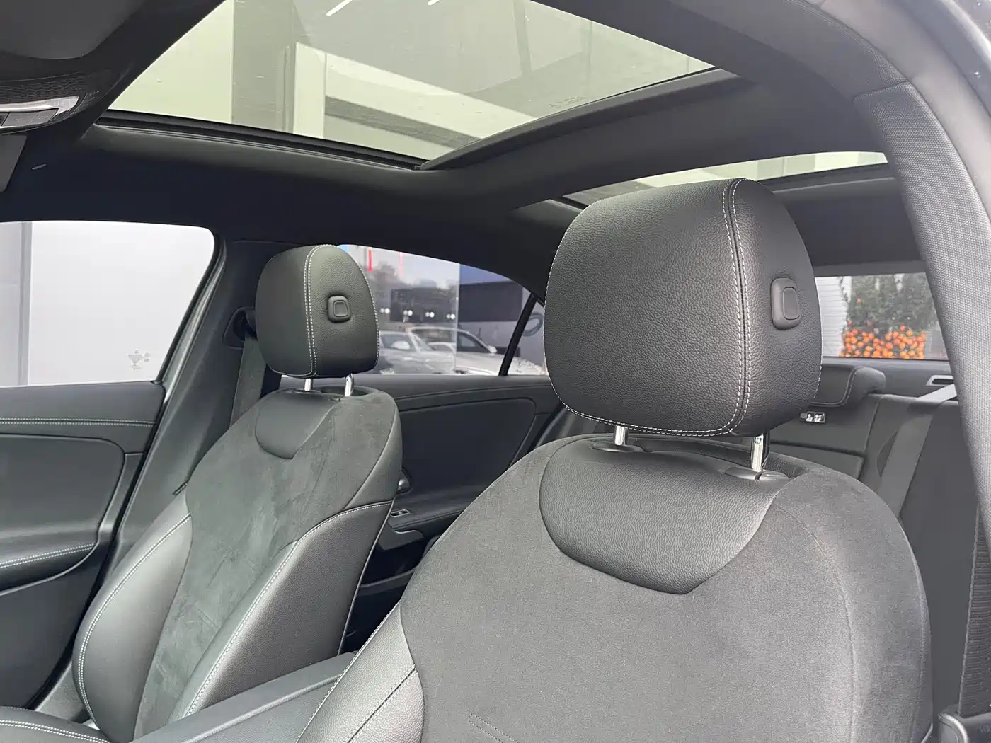 Mercedes-Benz A-Class 2021 A 200 L Sport Sedan Fashion Edition фото 9