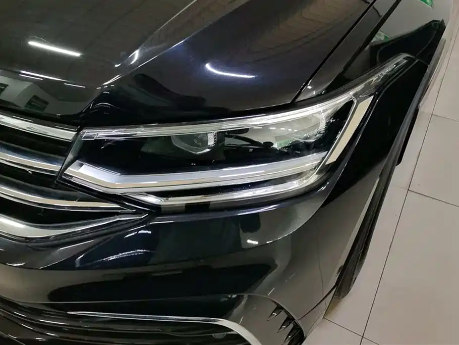 Volkswagen Tiguan L 2024 Outstanding 330TSI Auto 2WD R-Line Dragon Glory Edition фото 5