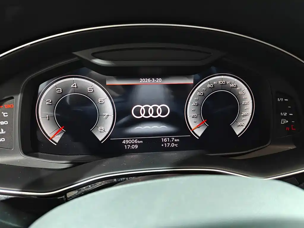 Audi Q7 2023 55 TFSI quattro S line Sport фото 4