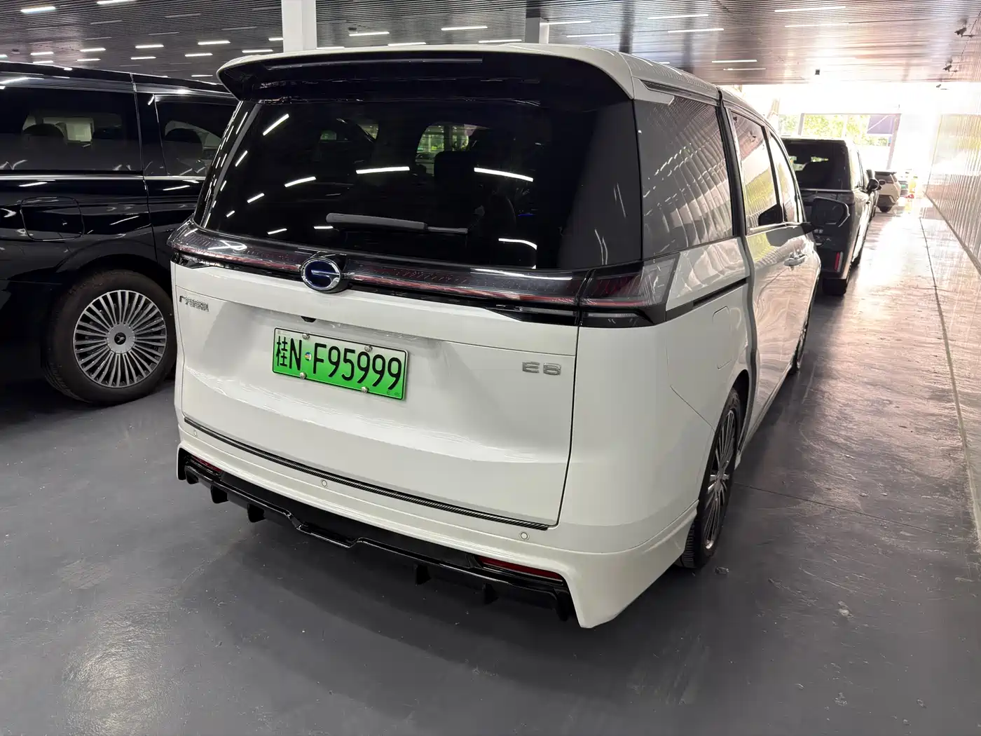 GAC Trumpchi Trumpchi E8 NEV 2025 150km PRO+ фото 6