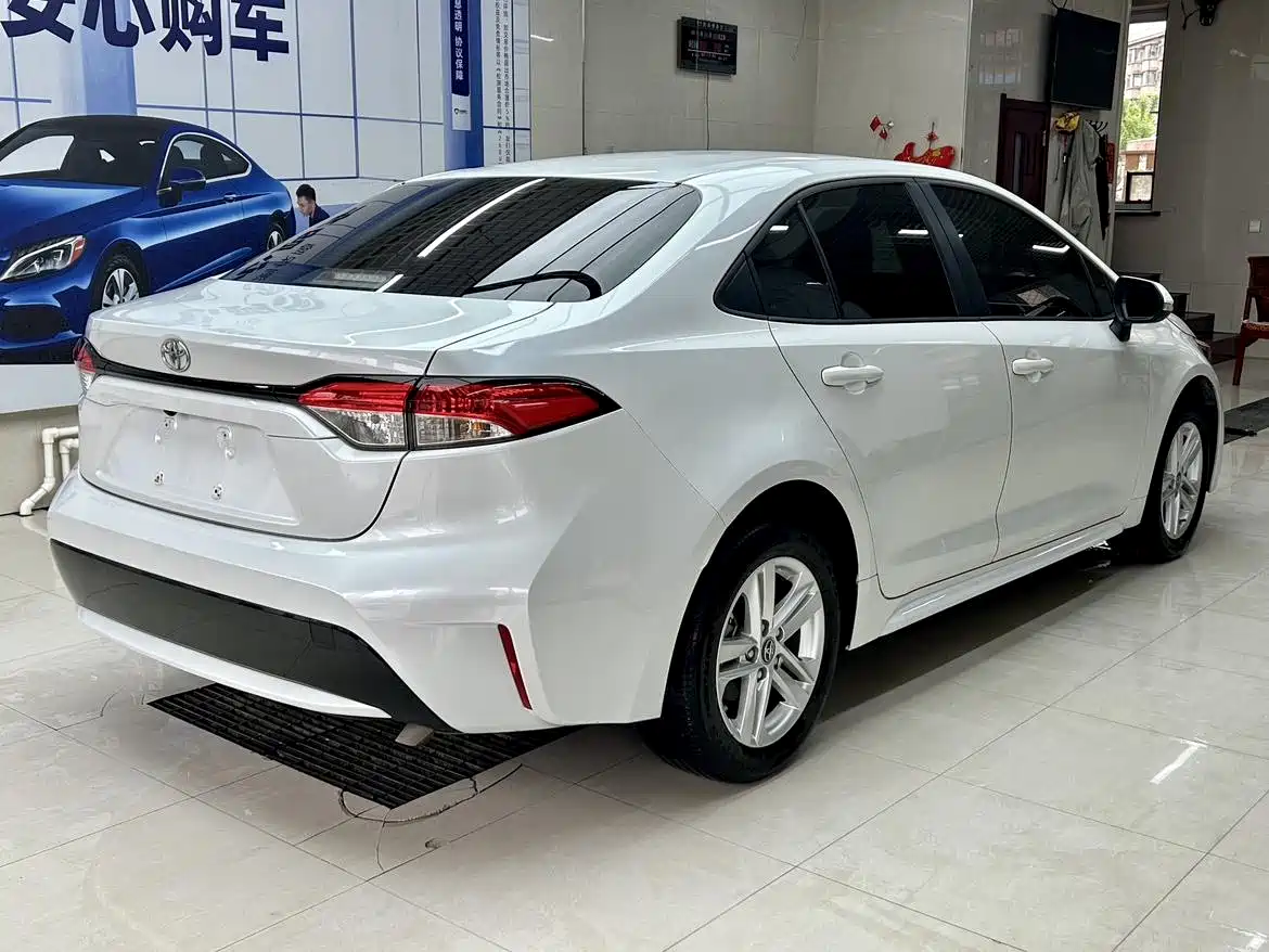 Toyota Levin 2022 185T CVT Luxury Edition фото 6