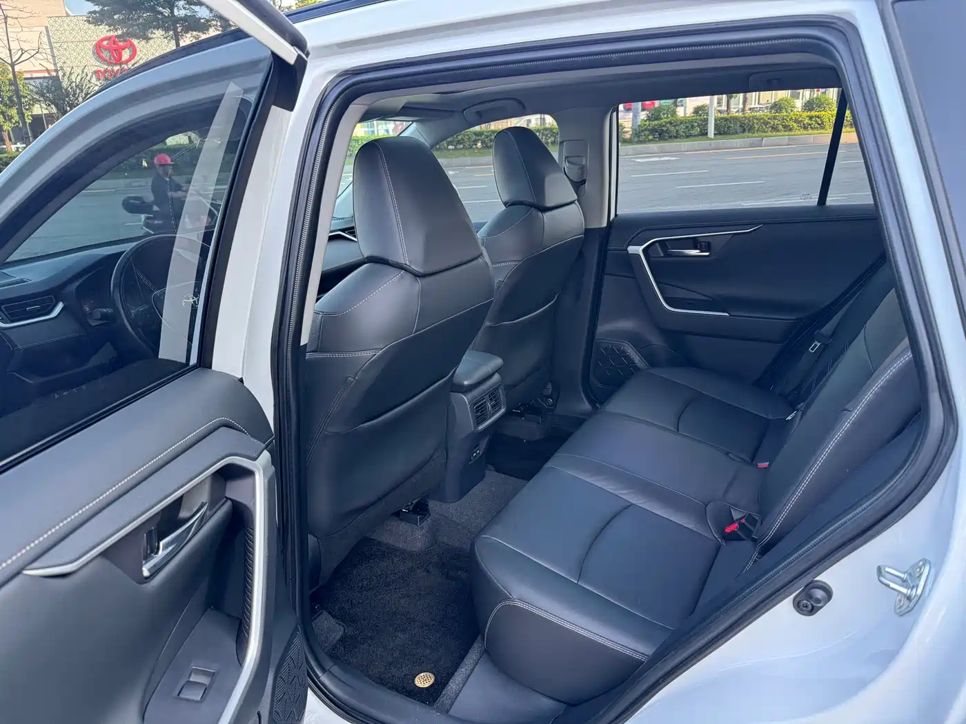 Toyota RAV4 Rongfang 2024 2023 2.0L CVT FWD Style Plus Edition