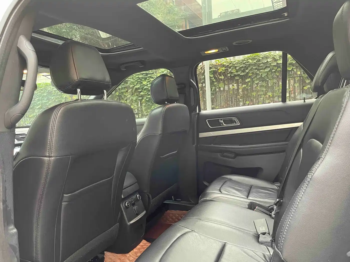 Ford Explorer (Import) 2017 2016 2.3T Trend Edition