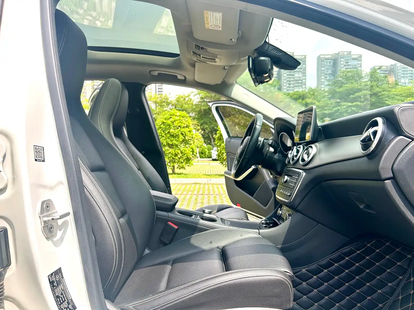 Mercedes-Benz GLA 2016 GLA 220 4MATIC Fashion фото 15