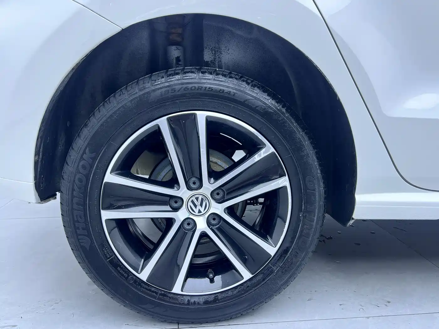 Volkswagen Polo 2014 1.6L Automatic 30th Anniversary Edition фото 15